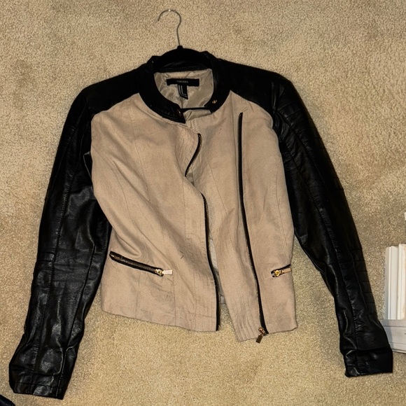 Forever 21 Jackets & Blazers - Black and Tan Women's Jacket